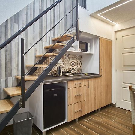 Km33 Apartments - Budapest - Hostaid Экстерьер фото